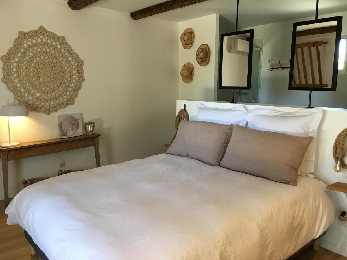 ムリエス La Bergerie De Cigalon Bed & Breakfast エクステリア 写真
